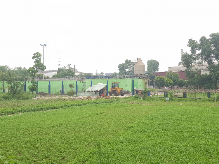 Nhà máy giấy Xương Giang bị phạt gần 300 triệu vì xả thải trái phép 