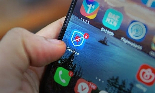 Thái Nguyên: Sẽ xử phạt người dân nếu không cài đặt ứng dụng Bluezone Thái Nguyên: Sẽ xử phạt người dân nếu không cài đặt ứng dụng Bluezone