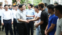 Thủ tướng Chính phủ Phạm Minh Chính thăm, gặp gỡ công nhân tại Bắc Giang