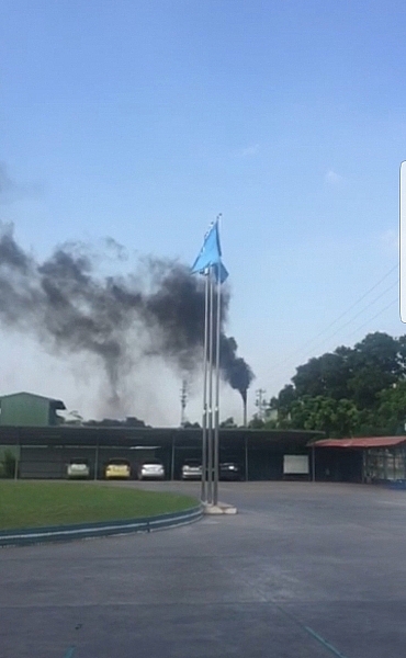 kiem tra hoat dong xa khoi den cua nha may giay xuong giang