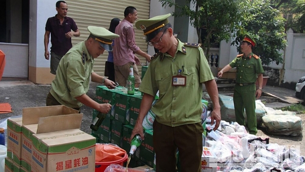 Bắc Giang đẩy mạnh công tác chống buôn lậu bac giang day manh cong tac chong buon lau