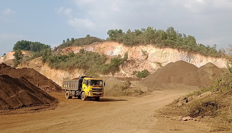 Bắc Giang: Người dân sẽ “giám sát” hoạt động khai thác khoáng sản