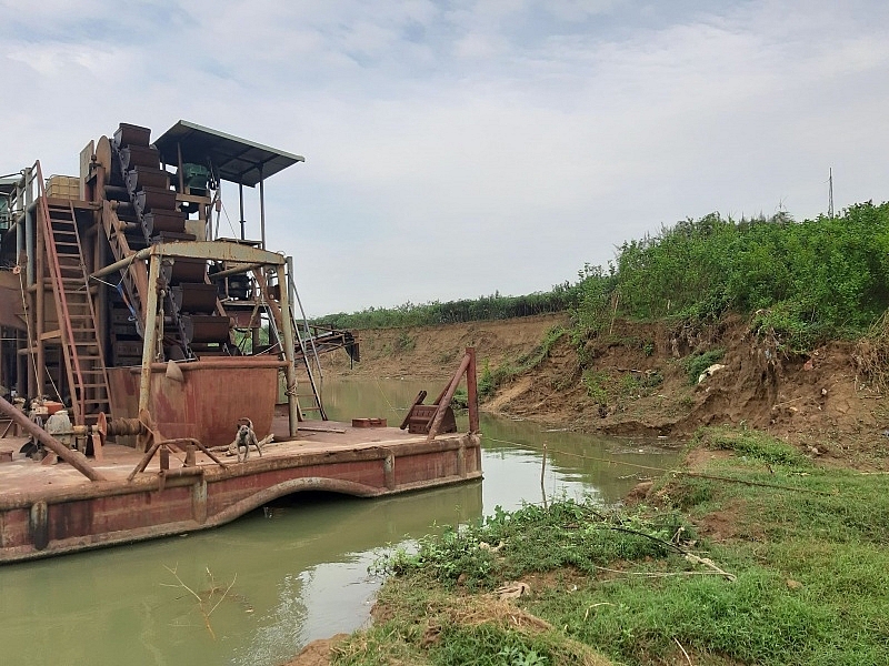 Bắc Giang: Người dân sẽ “giám sát” hoạt động khai thác khoáng sản