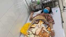 Bắc Giang: Nhiều công nhân tại cơ sở may Tiến Minh bị ngộ độc thực phẩm
