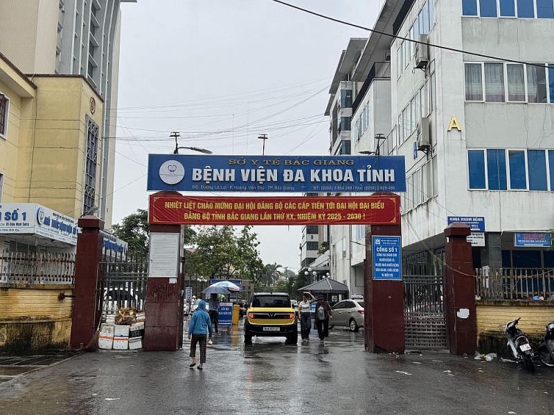 Bắc Ninh: Một bệnh nhân bị tử vong nghi ngờ do sốc phản vệ