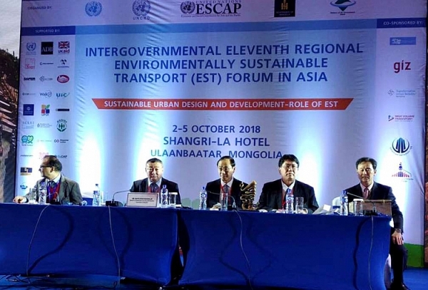 viet nam dang cai dien dan lien chinh phu ve giao thong van tai