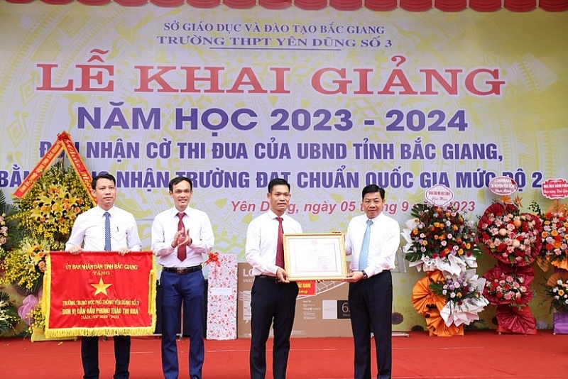 Bắc Giang: Tạo mọi nguồn lực để phát triển, nâng cao vị thế của ngành giáo dục