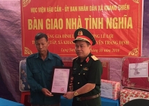 Học viện Hậu cần trao nhà tình nghĩa tặng thân nhân liệt sĩ tại Lạng Sơn