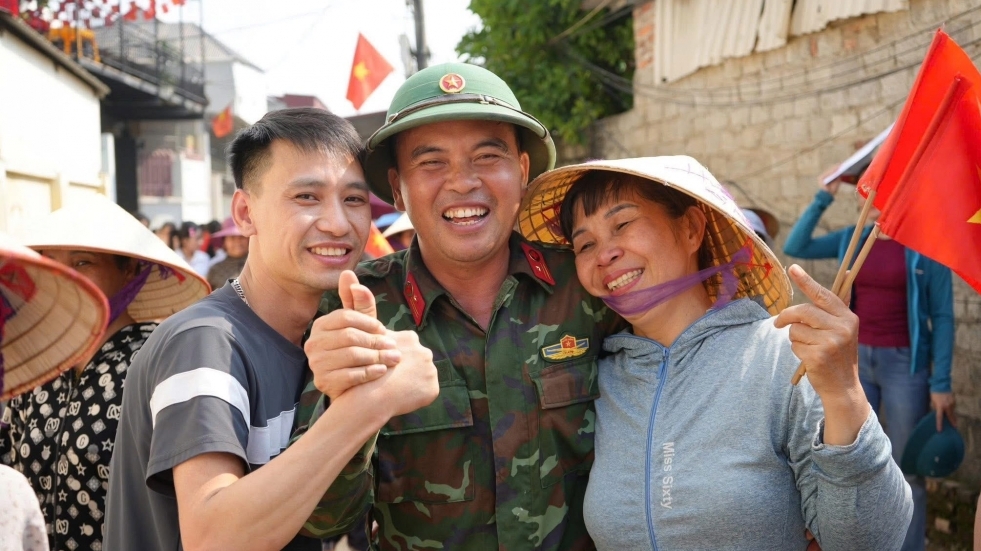 Bắc Ninh: Nhân dân xã Hợp Thịnh chia tay những người lính anh hùng