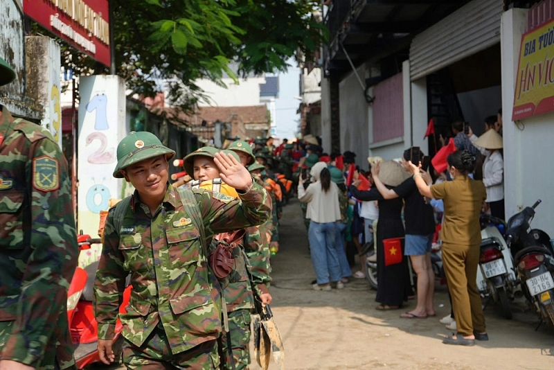 Bắc Ninh: Chia tay những người lính anh hùng