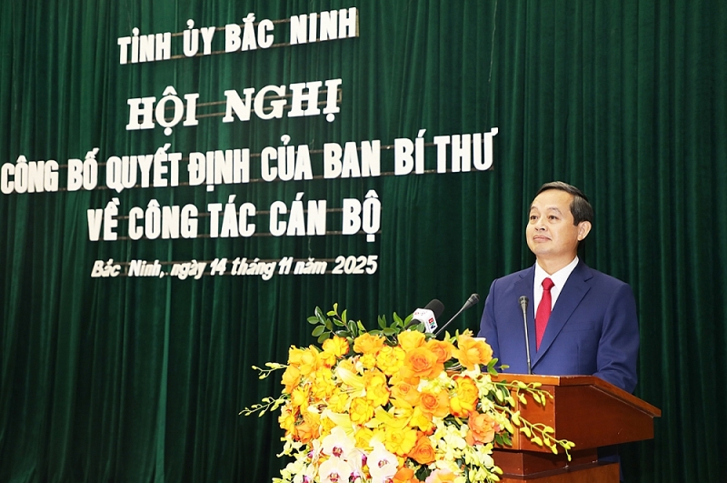 Chủ tịch tỉnh Thái Nguyên Phạm Hoàng Sơn được giới thiệu để bầu làm Chủ tịch UBND tỉnh Bắc Ninh