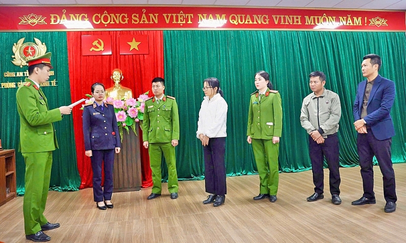 Khởi tố 2 cán bộ thuế tỉnh Bắc Ninh nhận hối lộ 4,3 tỷ đồng