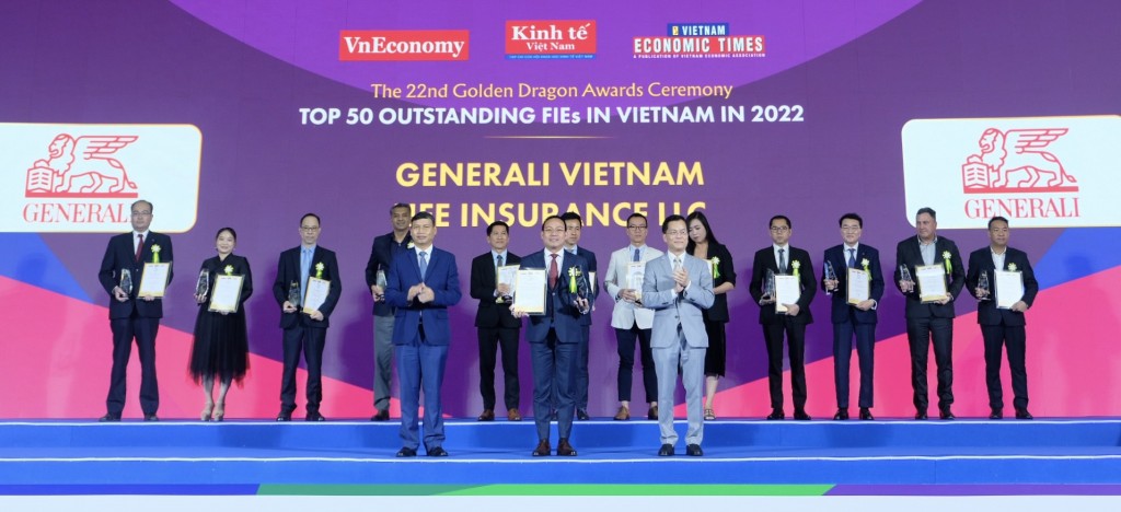 Generali Việt Nam được vinh danh “Công ty bảo hiểm có trải nghiệm khách hàng hàng đầu Việt Nam” trong hệ thống giải thưởng Rồng Vàng lần thứ 22, công bố tại Diễn đàn Nhịp cầu Phát triển Việt Nam (Vietnam Connect Forum) 2023