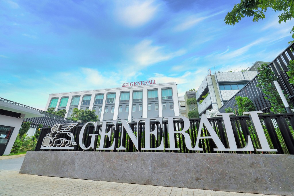 Generali Việt Nam kỷ niệm 12 năm hoạt động tại Việt Nam với kết quả phát triển kinh doanh vượt trội; mạng lưới hoạt động hơn 100 văn phòng Tổng đại lý (GenCasa) và chi nhánh, phục vụ gần 500.000 khách hàng trên toàn quốc.