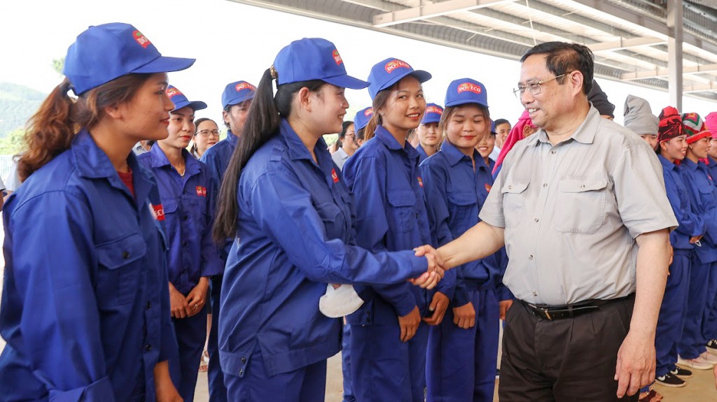 Thủ tướng bấm nút khởi công dự án &amp;quot;Tổ hợp Thiên đường sữa Mộc Châu&amp;quot; vốn đầu tư 3.150 tỷ đồng