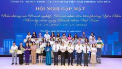 phuong yen hoa ton vinh doanh nghiep doanh nhan tieu bieu nam 2025