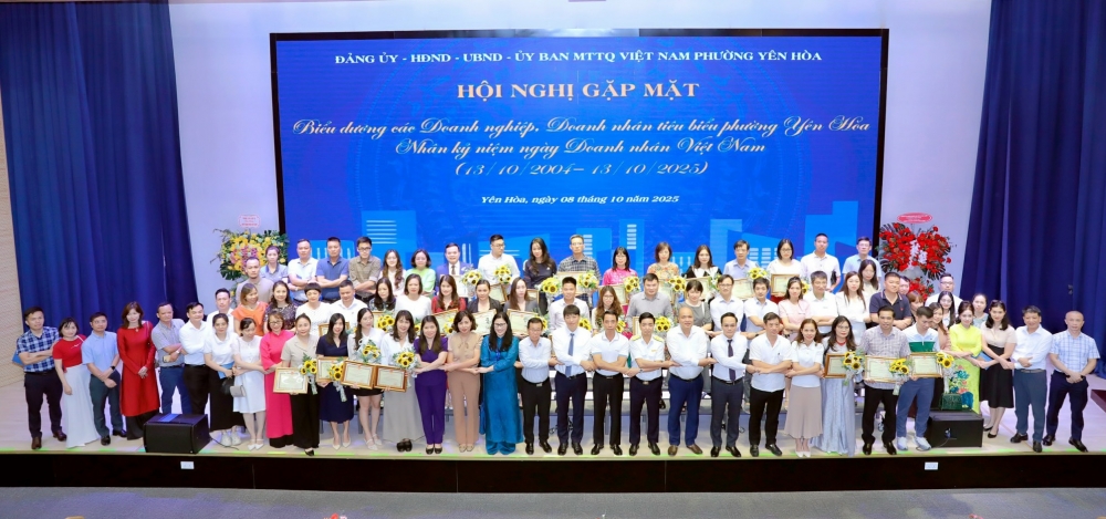 Phường Yên Hòa: Tôn vinh doanh nghiệp, doanh nhân tiêu biểu năm 2025