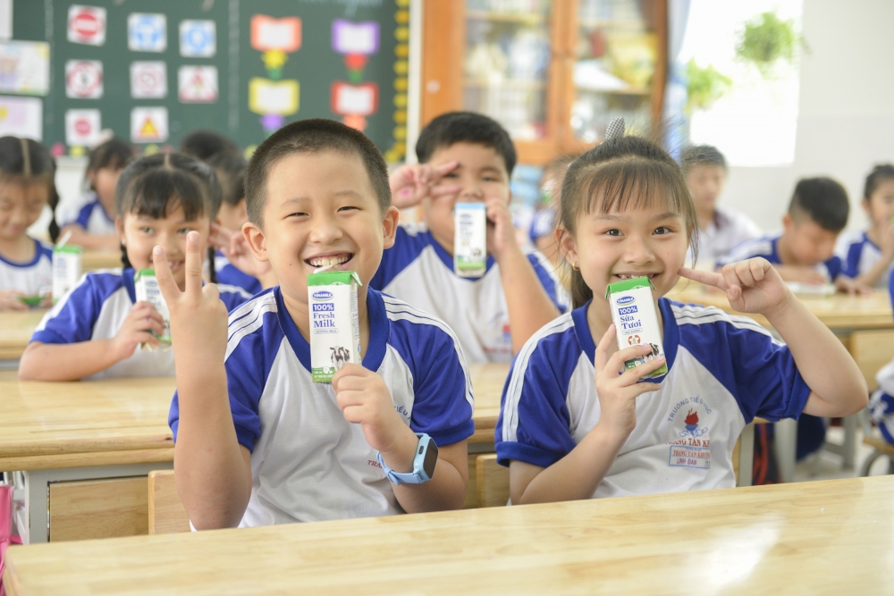 Chương trình Sữa học đường TP HCM được triển khai trên 24 quận huyện từ tháng 11/2020