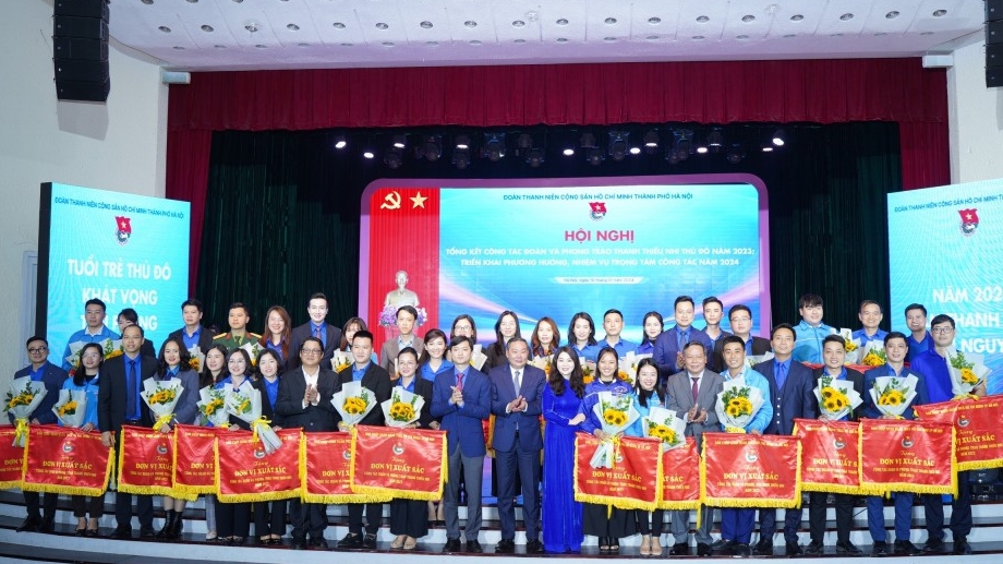 Xây dựng người Hà Nội thanh lịch bắt đầu từ giới trẻ