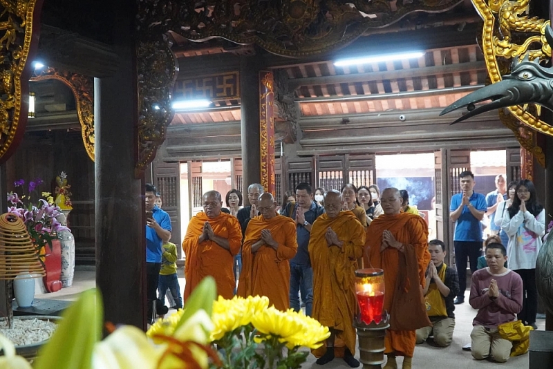 Linh thiêng chùa Đậu   chùa Am mùa Giêng, Hai lễ Phật