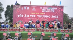 Tình nguyện Thủ đô sẻ chia yêu thương - hạnh phúc đong đầy