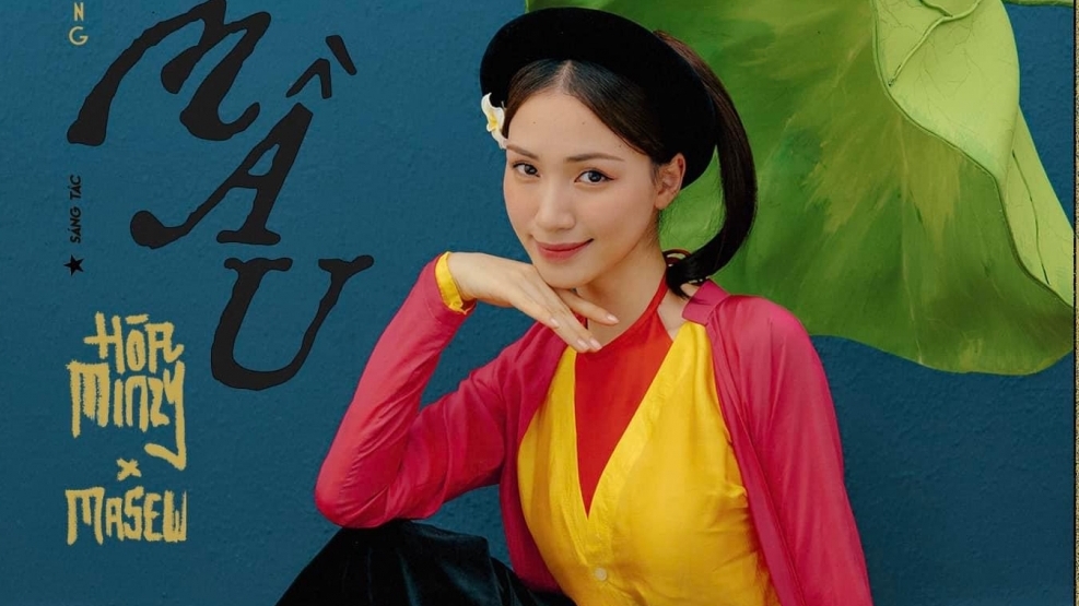 Hoà Minzy xúng xính áo tứ thân hoá hình Thị Mầu trong teaser MV mới