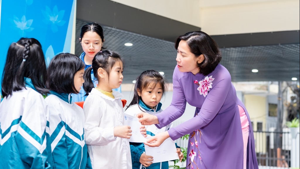 Quận Đống Đa tăng cường kiến tạo không gian xanh, sạch, thân thiện với học sinh