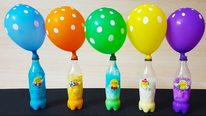 31 học sinh bị ngộ độc sau khi thổi bóng bay được nhận từ nhóm người lạ