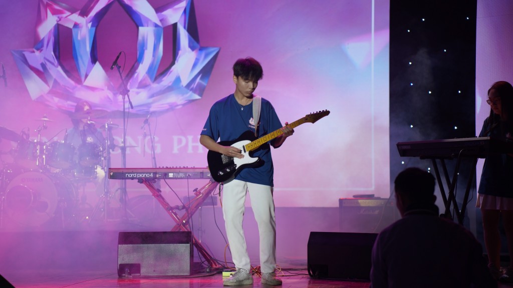 Liên hoan các ban nhạc học sinh trung học phổ thông TP Hà Nội lần thứ nhất khai mạc với nhiều tiết mục ấn tượng