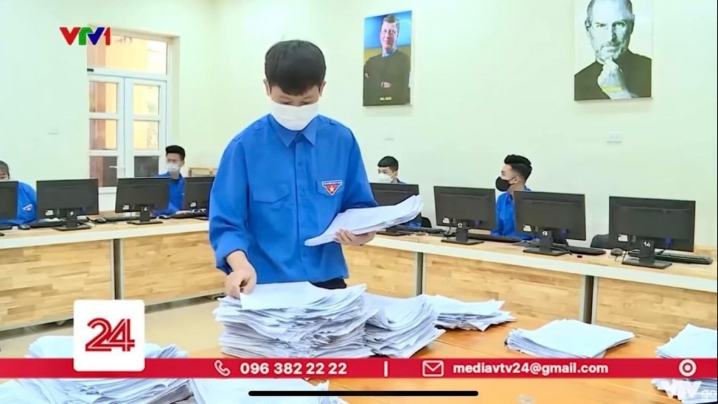 Những cán bộ Đoàn vì màu áo xanh hy vọng