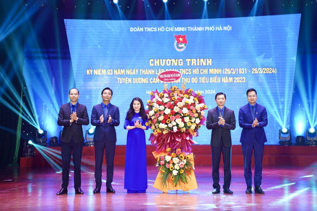 Luôn là lớp thanh niên tiên tiến, năng động, sáng tạo, tình nguyện