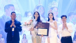 Nguyễn Thục Uyên Nhi trở thành tân Hoa khôi Tài sắc nữ sinh Báo chí