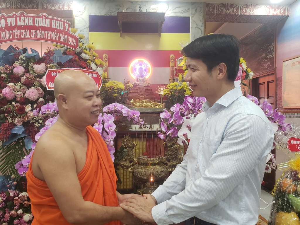 Trung ương Đoàn thăm, chúc Tết đồng bào Khmer dịp Tết Chol Chnam Thmay