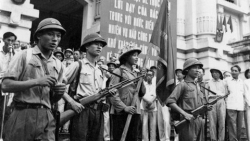 Xếp bút nghiên lên đường cầm súng, tuổi xanh nguyện ước lòng ghi sâu