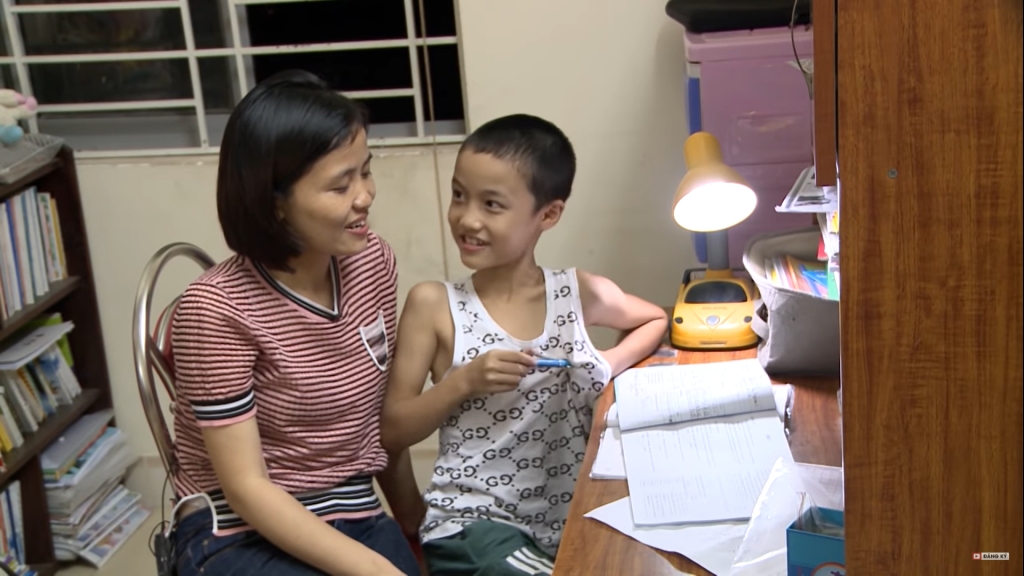 Hãy đồng hành cùng con, đừng áp đặt