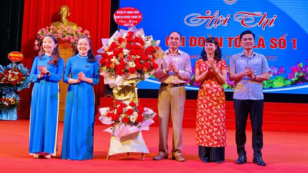 Sôi động Hội thi “Chi đoàn tôi là số 1”