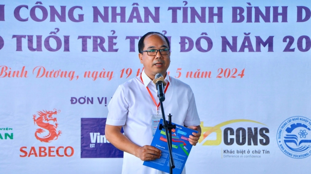 Tưng bừng khai mạc Giải Bóng đá nam thanh niên công nhân tỉnh Bình Dương