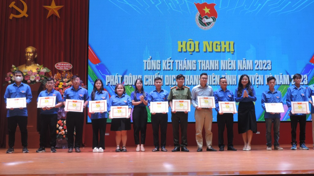 Tuổi trẻ Hai Bà Trưng thực hiện Chiến dịch Thanh niên tình nguyện hè hiệu quả, sáng tạo