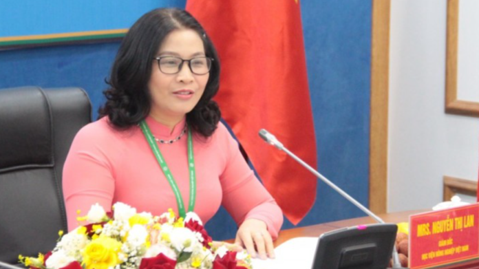 GS.TS Nguyễn Thị Lan phát biểu tại buổi tiếp đoàn