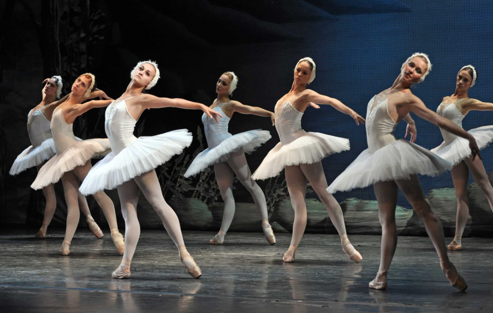 Rủi ro khi theo đuổi vóc dáng "ballet"