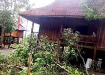 Dự báo thời tiết ngày 22/4: Tiếp tục nắng nóng, vùng núi có giông lốc