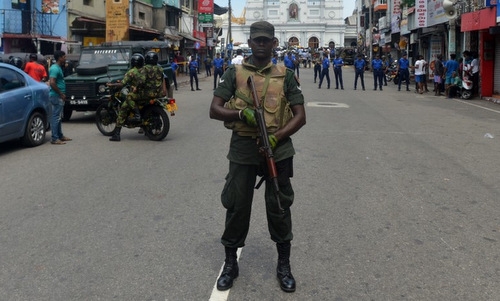 Quân đội Sri Lanka đấu súng với nghi phạm khủng bố