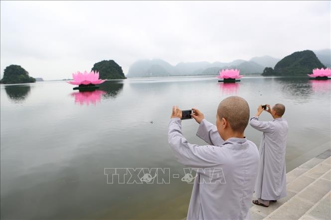 trung tam phat giao chuan bi cho dai le vesak lien hop quoc 2019