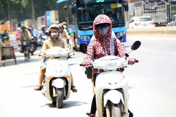 du bao thoi tiet ngay 155 ha noi ngay nang nong dem mua rao