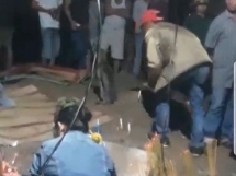 Chìm sà lan trên sông, 2 người mất tích và tử vong