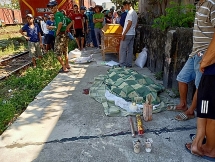 Nằm lên đường ray, nam thanh niên bị tàu tông tử vong