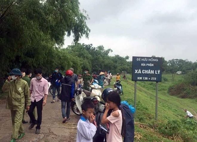 Hà Nam: Tài xế xe ôm nghi bị sát hại, cướp của