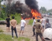 Cháy xe khách 16 chỗ, thiếu niên 14 tuổi tử vong