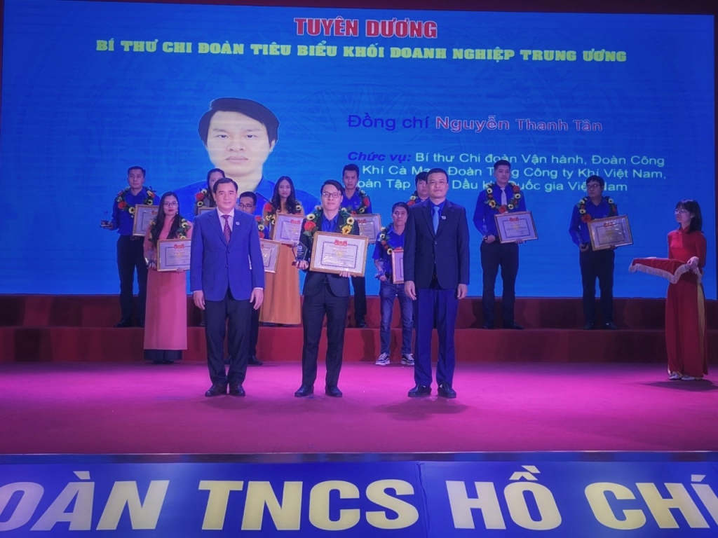 Đoàn Thanh niên PV GAS được tuyên dương và khen thưởng