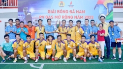 Đội tuyển PV GAS lên ngôi vô địch Giải bóng đá nam PV GAS năm 2023